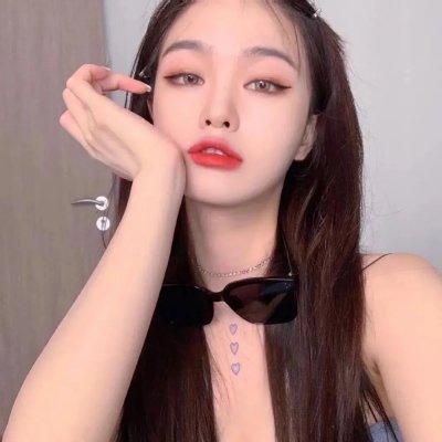 小孩好黑